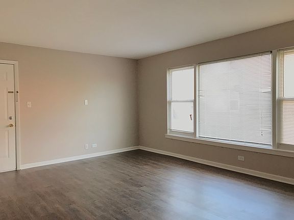 5th image of 4225 Forest Ave APT W2s
