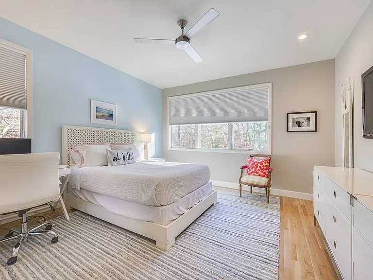4 Bayberry Ln — Photo 23