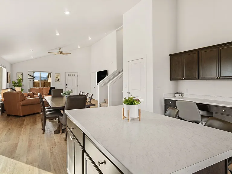 715 Thrice Loop — Photo 19
