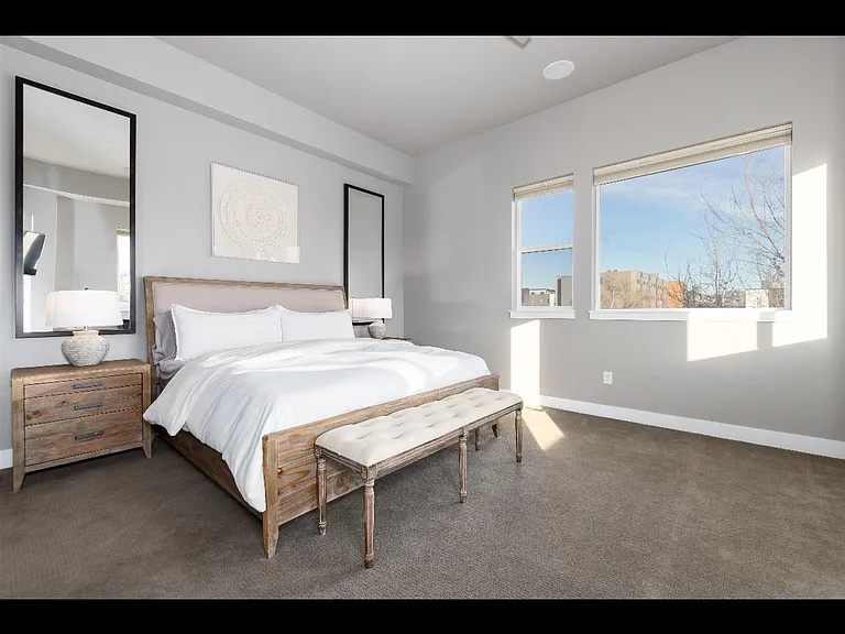 1733 Grove St #4 — Photo 15
