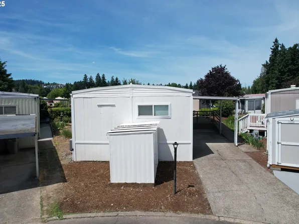 11402 SW Royal Villa Dr Space 144, Tigard, OR 97224