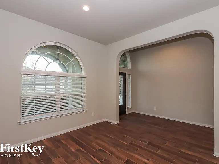 31306 Little Garden Ct — Photo 7