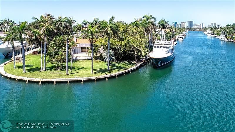 2541 Laguna Ter, Fort Lauderdale, FL 33316 | Zillow