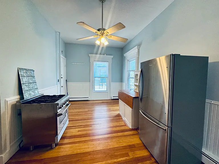 123 Almy St #1F — Photo 10