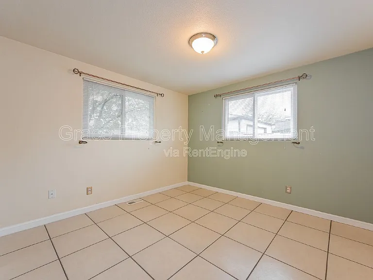1500 W 50th Ave — Photo 12