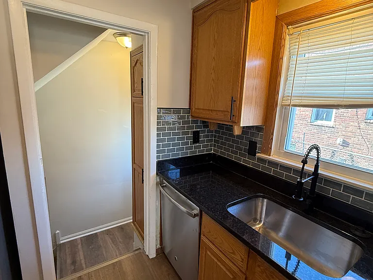 9616 Colwell Ave — Photo 14