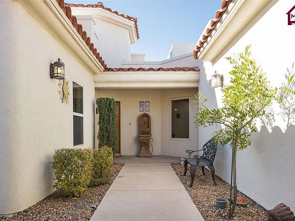 5th image of 1905 Palm Canyon Dr