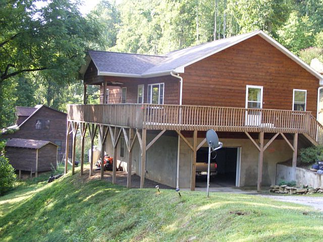 1st image of 375 Wyoming Dr