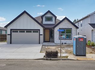 817 NW 32nd St, Battle Ground, WA 98604