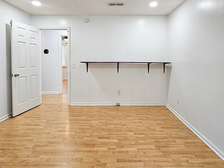 398 Furman Ln — Photo 29