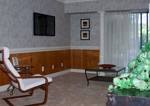 5th image of 4414 Island Pl APT 301