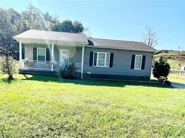 8285 Lost Pavement Rd, Belleville, WV 26133