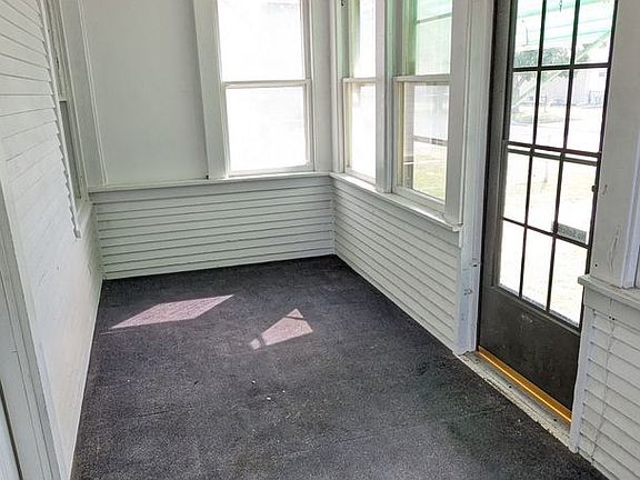 3rd image of 3414 Avenue F