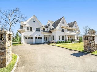 4 Caccamo Ln, Westport, CT 06880