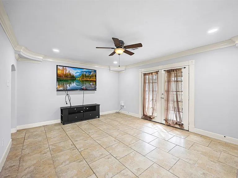 5303 Heatherbrook Dr — Photo 11