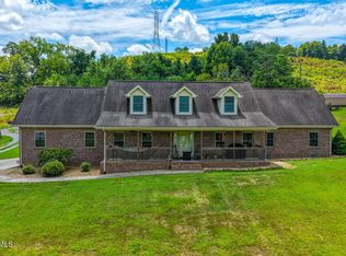 293 Lee Valley Rd, Whitesburg, TN 37891
