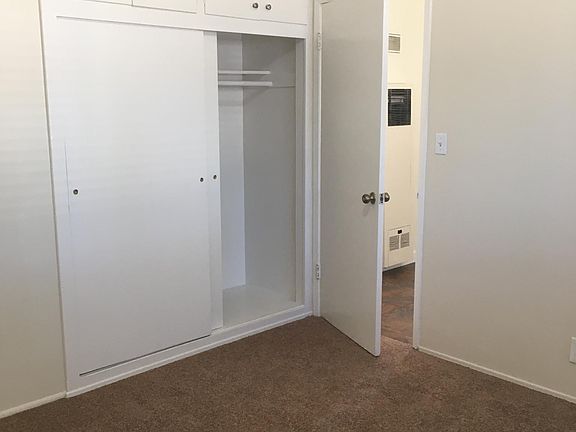 5th image of 1701 University Dr