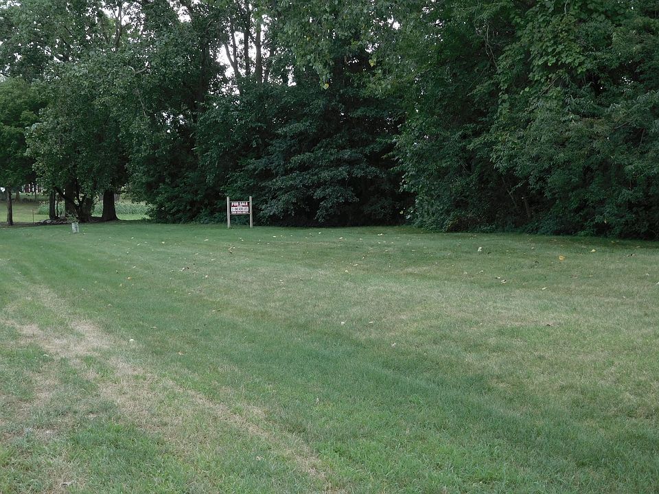 Roadside of lot
