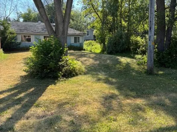 741 County Road 28 Rd W, Prince Edward County, ON K8N 4Z7