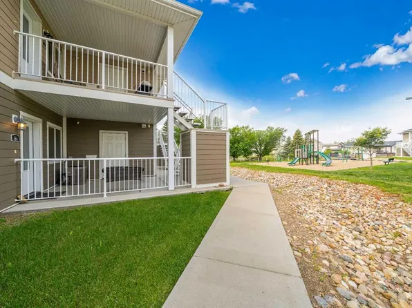 131 Southlands Blvd SE, Medicine Hat, AB T1B 0M5