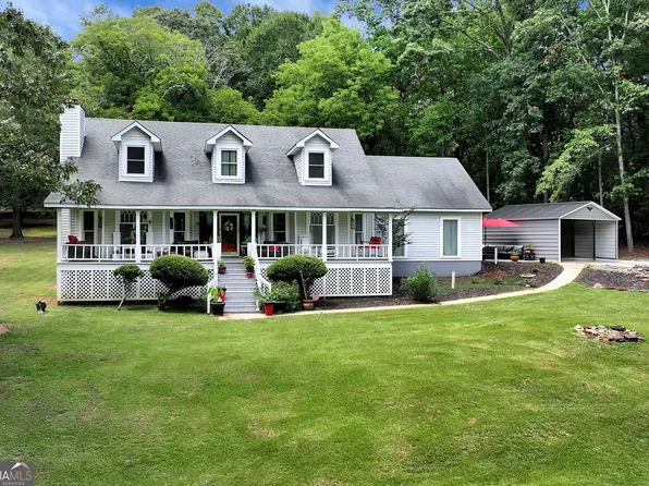 425 Greenleaf Dr, Lavonia, GA 30553