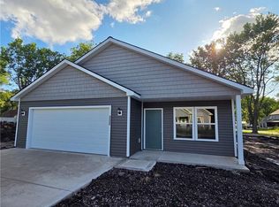 542 N Lexington St, Adrian, MO 64720