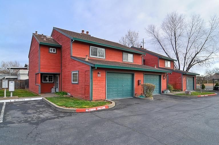 1st image of 9375 River Oaks Ln