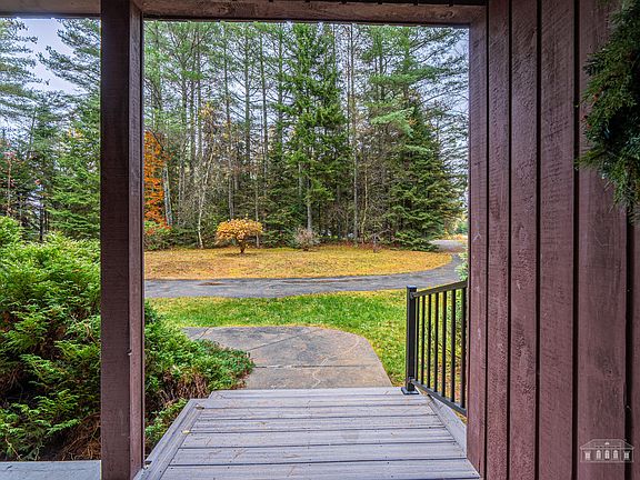4th image of 8 Juniper Cir