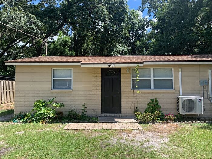 1st image of 1920 Taylor Ln