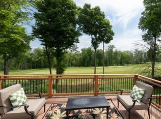 19 Wellington Dr, Basking Ridge, NJ 07920