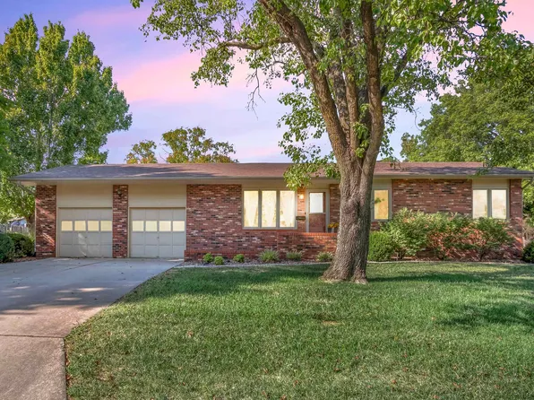 600 W 13th St, Newton, KS 67114