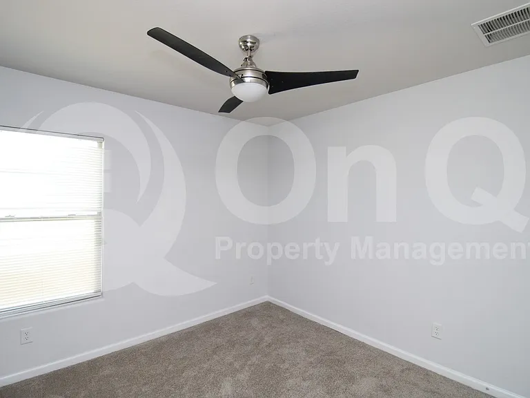 286 E Bobcat Pl — Photo 11
