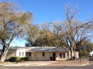 211 E Montana Dr, Shiner, TX 77984