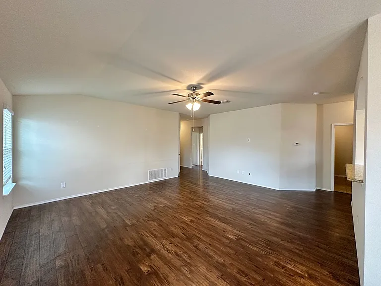3414 Parkmill Dr — Photo 5
