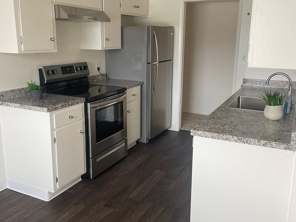 1st image of 2721 Midtown Ct #316