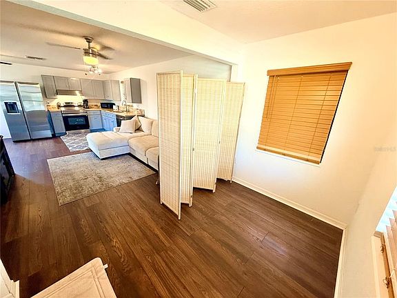 3rd image of 2852 59TH AVENUE N