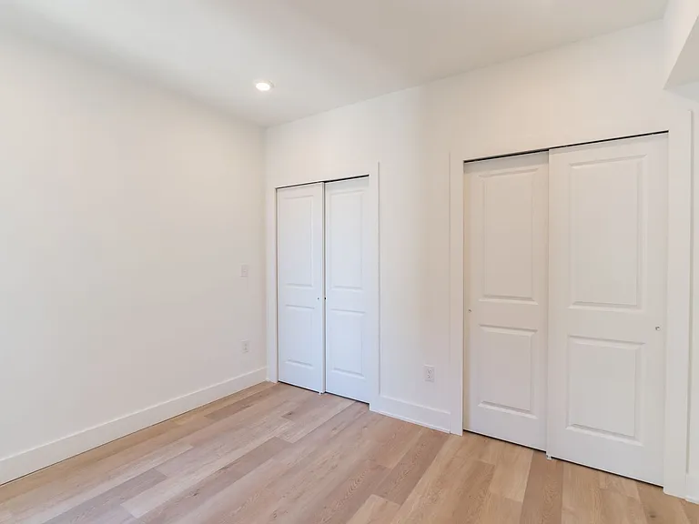 5900 Germantown (The Premiere) — Photo 52