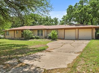 1214 Emerson Ln, Denton, TX 76209