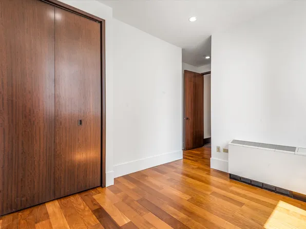 40 Broad Street image 18 of 31