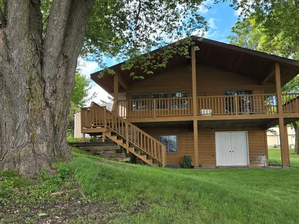 2486 Oliver Ave SW, Cokato, MN 55321