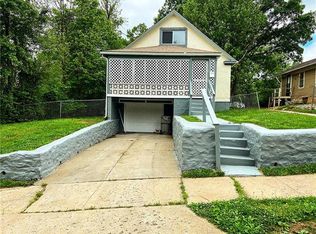 6826 Monroe Ave, Kansas City, MO 64132