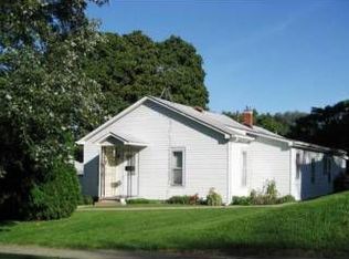 203 E 11th St, Malvern, IA 51551