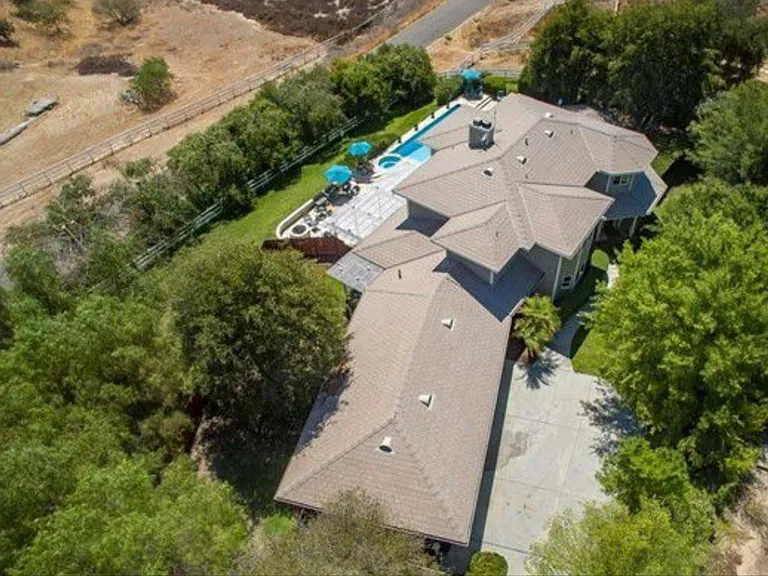 39689 Granja Ct — Photo 37