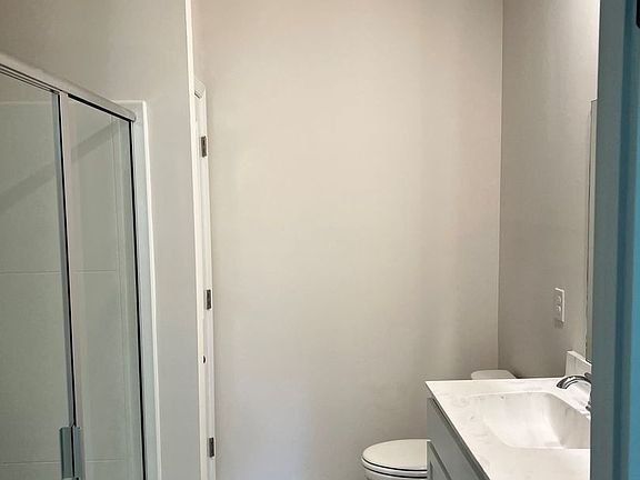 5th image of 23 Vineyard Pl