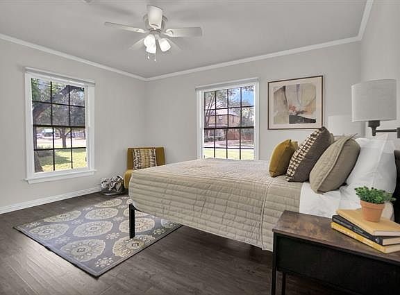 5th image of 226 N Lucas Dr Unit A
