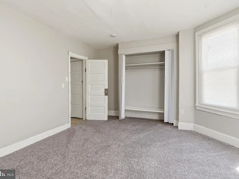 3906 N Delhi St — Photo 10