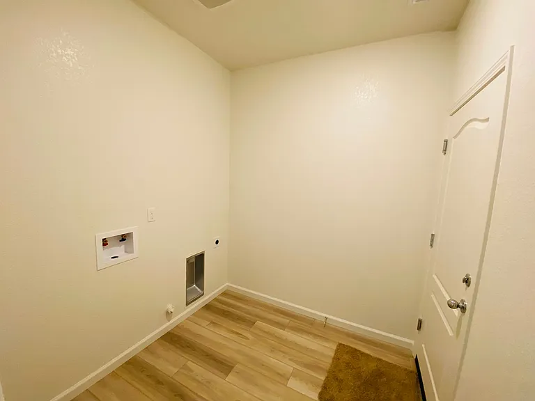 5531 Glowhaven — Photo 8
