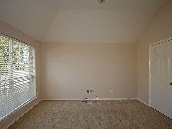 3rd image of 12362 Cardinal Creek Dr