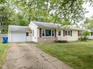 730 Avondale Dr, Kalamazoo, MI 49048