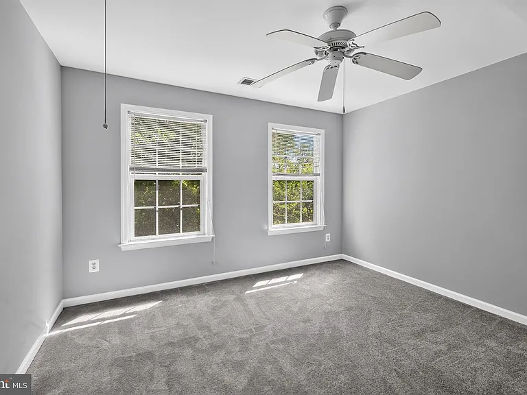 9036 Woodpecker Ct — Photo 42